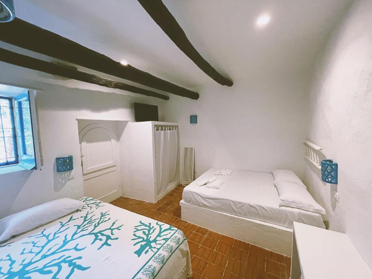 La Casa Del Nespolo Bed and Breakfast Capo dʼOrlando Exteriör bild
